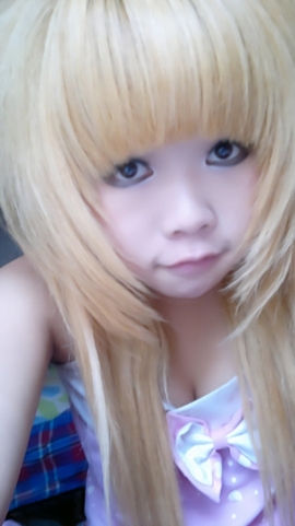 冷亚桂主播照片