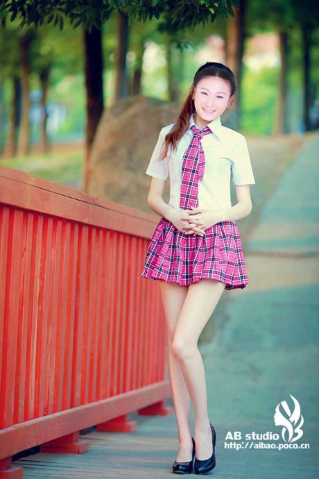 小姿女人的主播照片