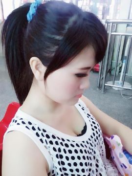 °╯冰美人主播照片
