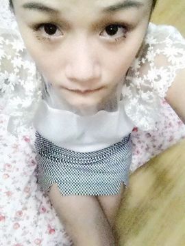 矜持的小女人主播照片