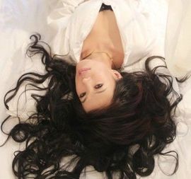 依珊婉君主播照片