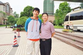 欢喜豆钟家斌主播照片