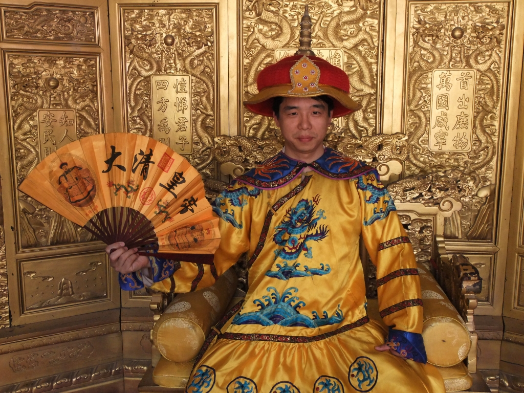 潛龍出淵的主播照片