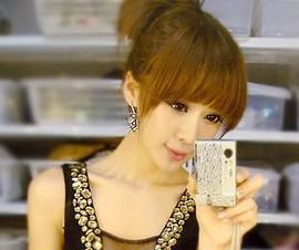YY---潘金莲主播照片