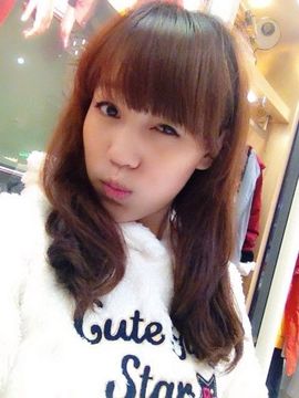 ╭(╯3╰)╮胡闹闹主播照片