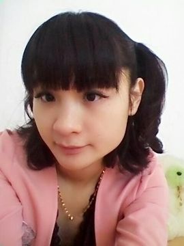 月依儿主播照片