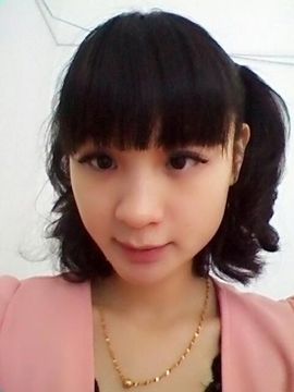 月依儿主播照片