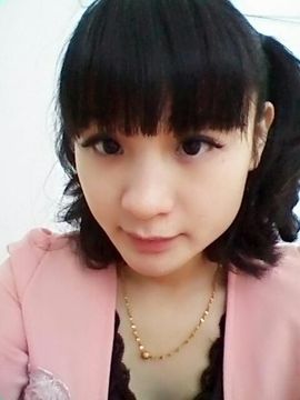 月依儿主播照片