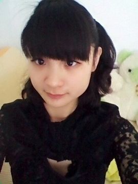 月依儿主播照片