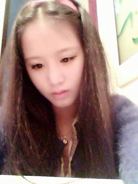 嗯哼Joan主播照片