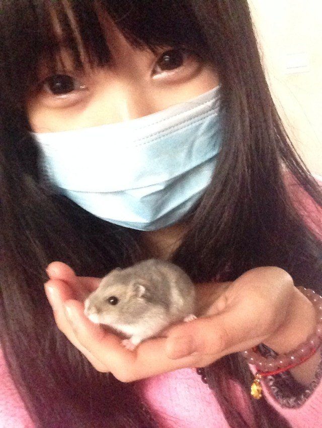 不想活又不敢死i的主播照片