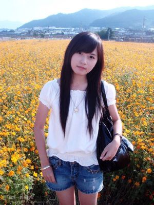 晓晓ing主播照片