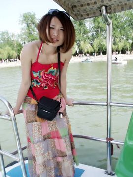 ：羙芽主播照片