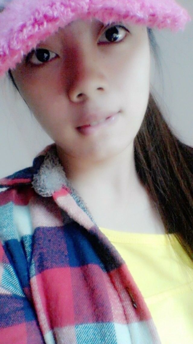 a李盈的主播照片