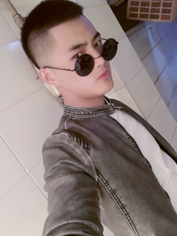 壞老爷们♂亮亮的主播照片