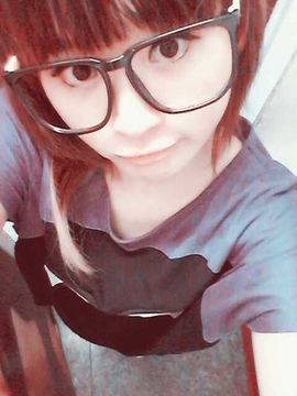 女王Angela主播照片