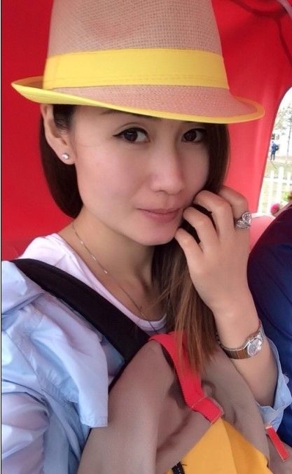 ?明月的主播照片