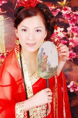 蜜柚王国主播照片