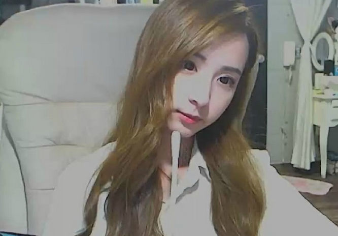 ♡Cici小螃蟹主播照片