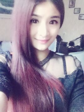 **喵喵**主播照片