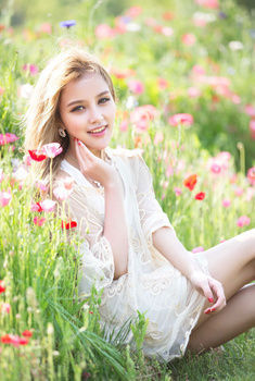 我是你的小龙女主播照片