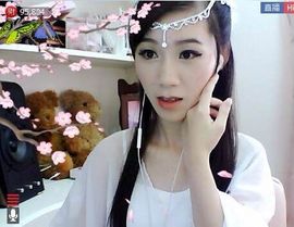 じ★╮凡间精灵小小✿主播照片