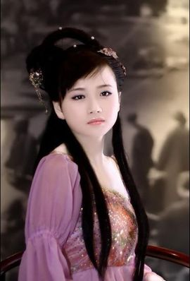 股市里的鹰主播照片