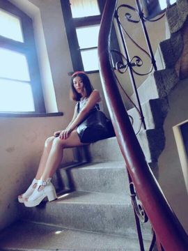 ♥╭杨依依♥╭主播照片