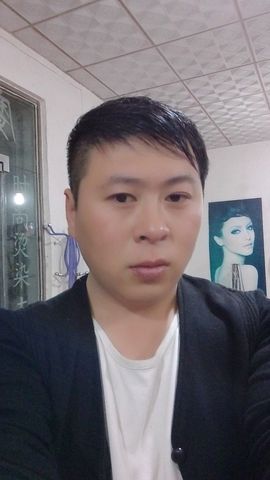 马艳娟主播照片
