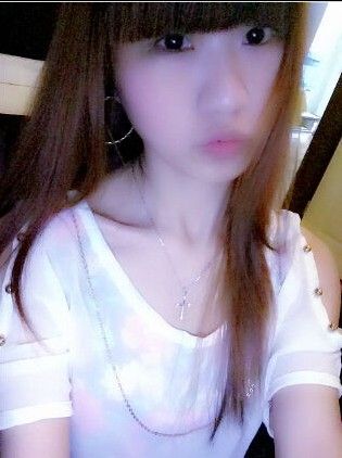 股市里的鹰的图片