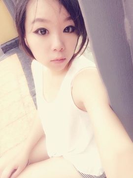 小优拉丶主播照片