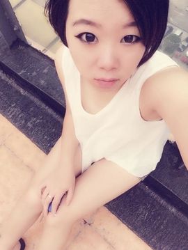 小优拉丶主播照片