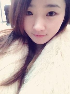 股市里的鹰主播照片