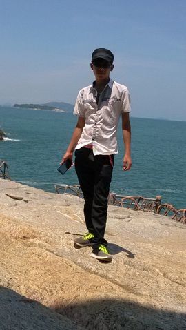 孤独ず小狼主播照片