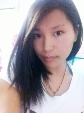 一个人唱情歌q主播照片