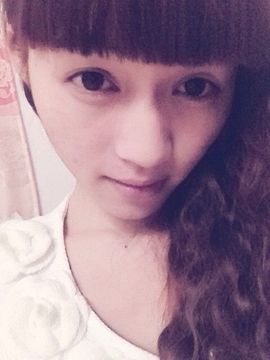 ☜◑﹏◐艾妮☞主播照片