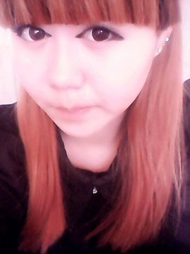 筱艺丶狠拽主播照片