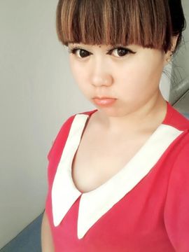 筱艺丶狠拽主播照片