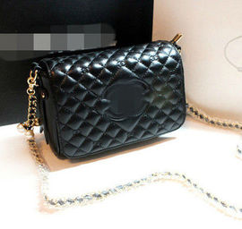 余霜玲主播照片