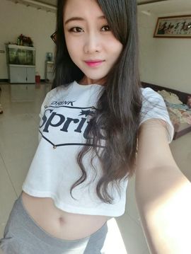 奕露西$唱歌主播照片
