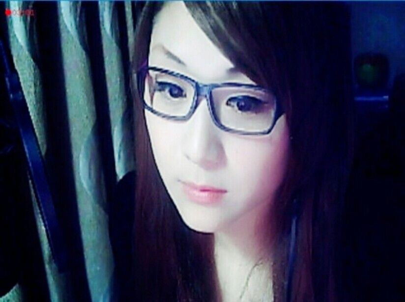 _.依依兰兮‘的主播照片