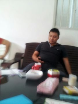 江西李龑主播照片