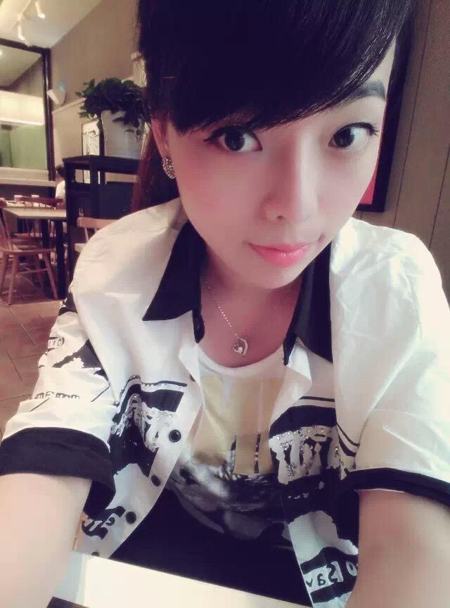 love❤洛可宝儿的主播照片