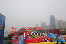 卧龙趣味运动会主播照片