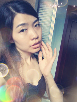 天使艳心主播照片