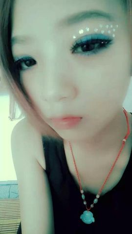好啊吖主播照片