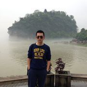 不畏将来へ不恋过去海报