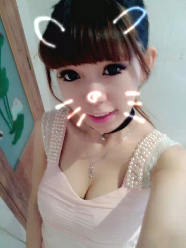 我叫小月月哇丶的主播照片