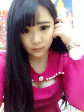 小小西521主播照片