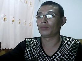 {欲帝哥哥}主播照片